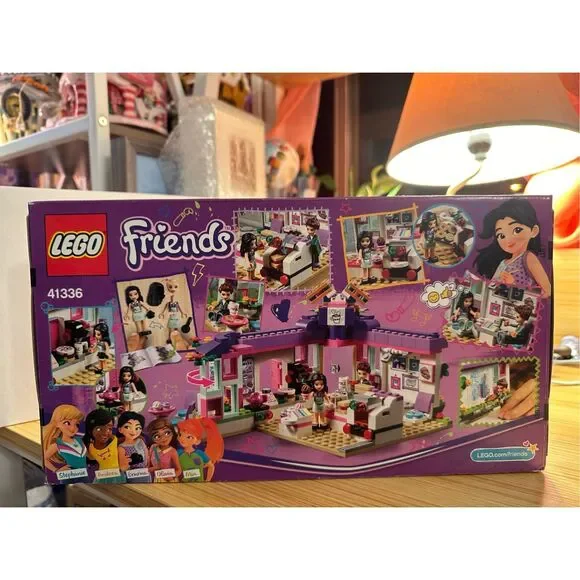 LEGO FRIENDS: Emma's Art Cafe (41336) Building Kit 378pcs Retired Set Playset NE - Picture 3 of 9